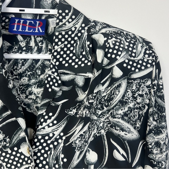 H.E.R Vintage 90s Black & White Patterned oversized Button-Up Shirt unisex S - Picture 5 of 12